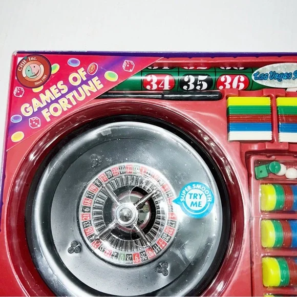 New Roulette Set with Chips & Rake - Picture 3 of 4